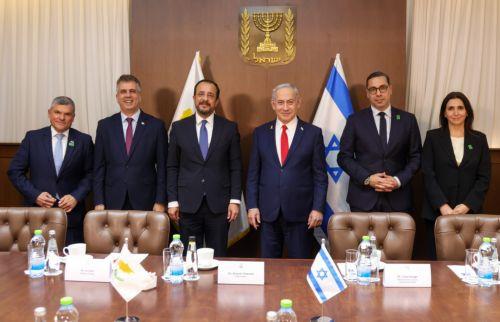 Συμφωνία Κύπρου–Ισραήλ εντός 2025 για ηλεκτρική διασύνδεση ανακοίνωσε το Ισραήλ