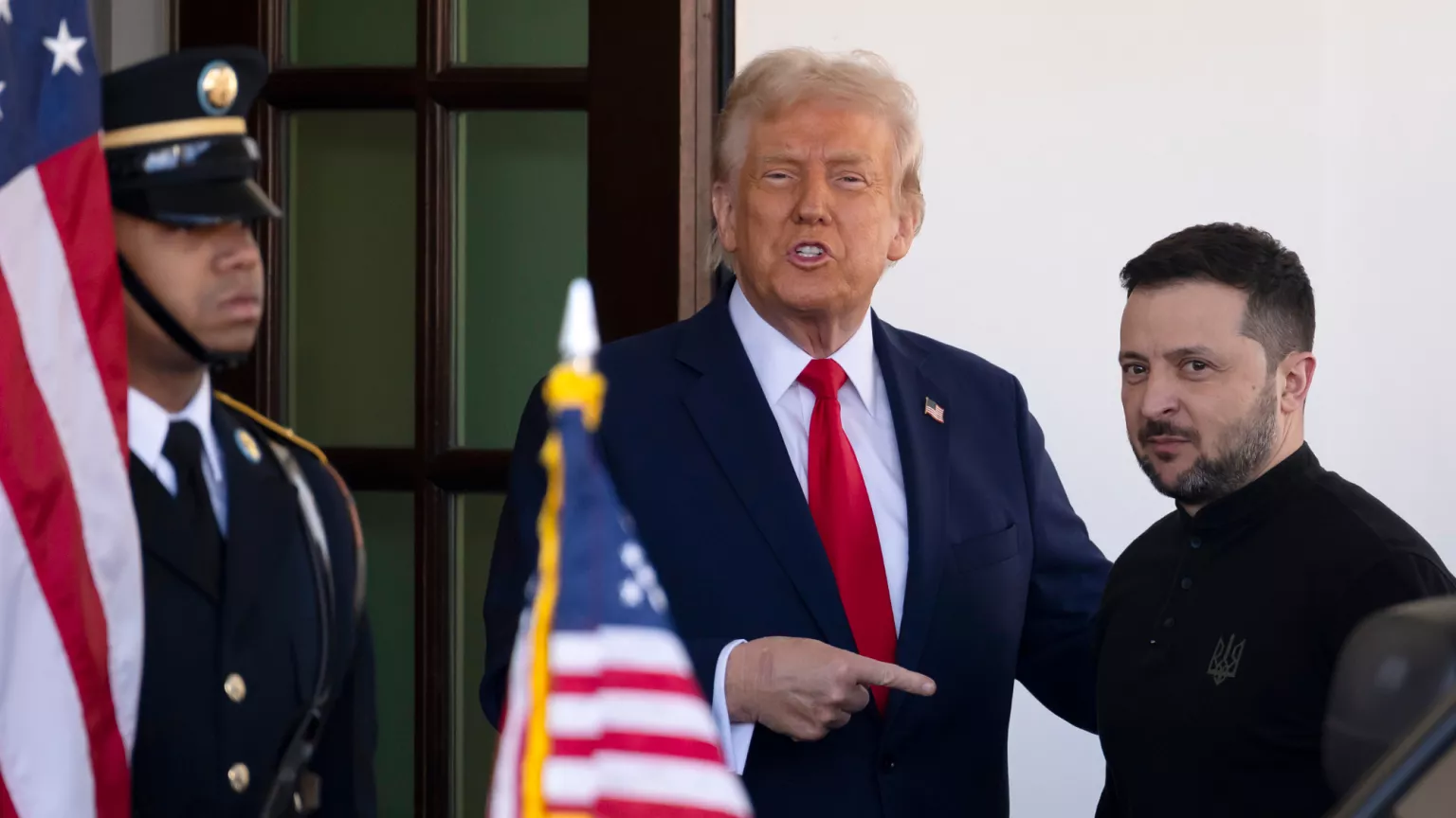 Ντ. Τραμπ για ουκρανική επίθεση με drones: «Ήταν γ@@@τη αλλά τώρα μπορεί να τρελάνουν τον Πούτιν