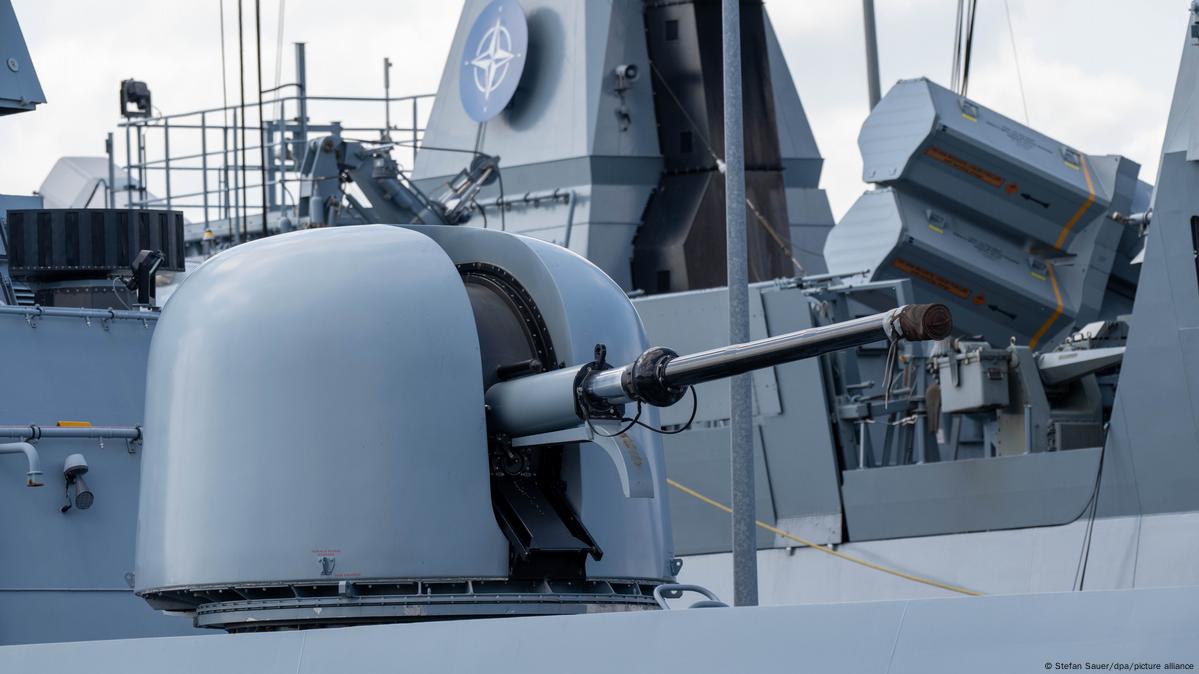 Βαλτική:Σε “απόσταση βολής” οι στόλοι Ρωσίας -ΝΑΤΟ